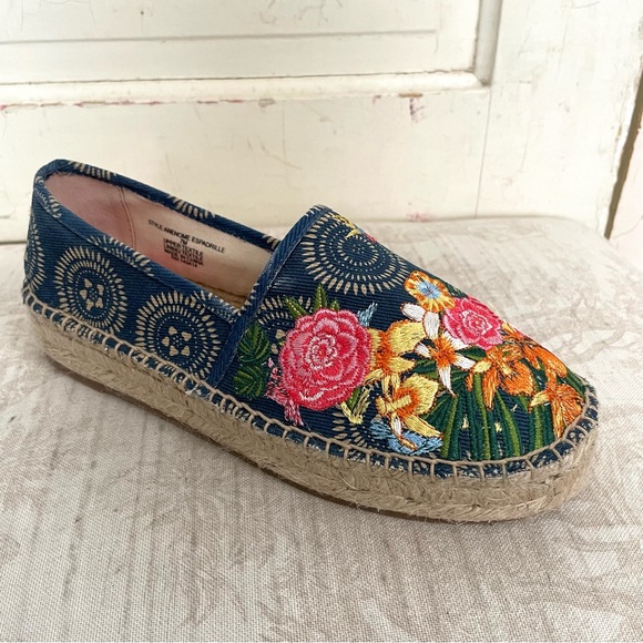 Johnny Was Shoes - Johnny Was New Anemone Espadrille Slip Ons
